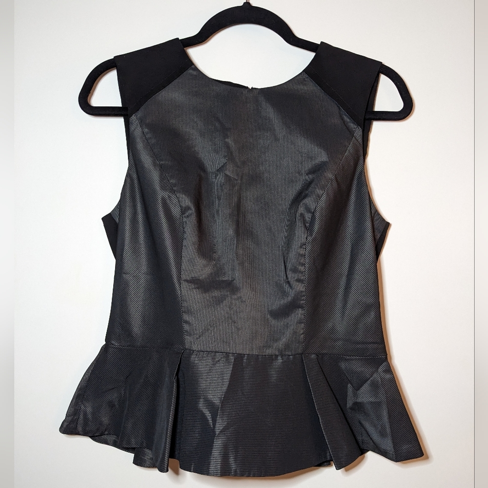 Cue black two tone sleeveless top with back zipper (US 8)